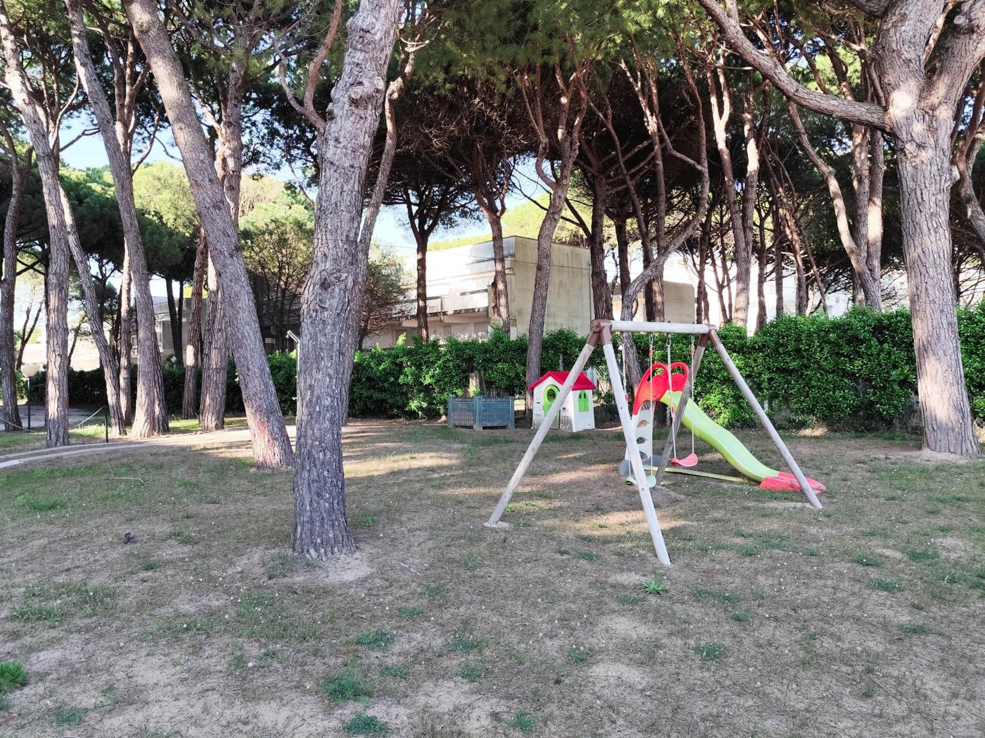Ariston Fronte Mare Apartman Lido di Jesolo Kültér fotó